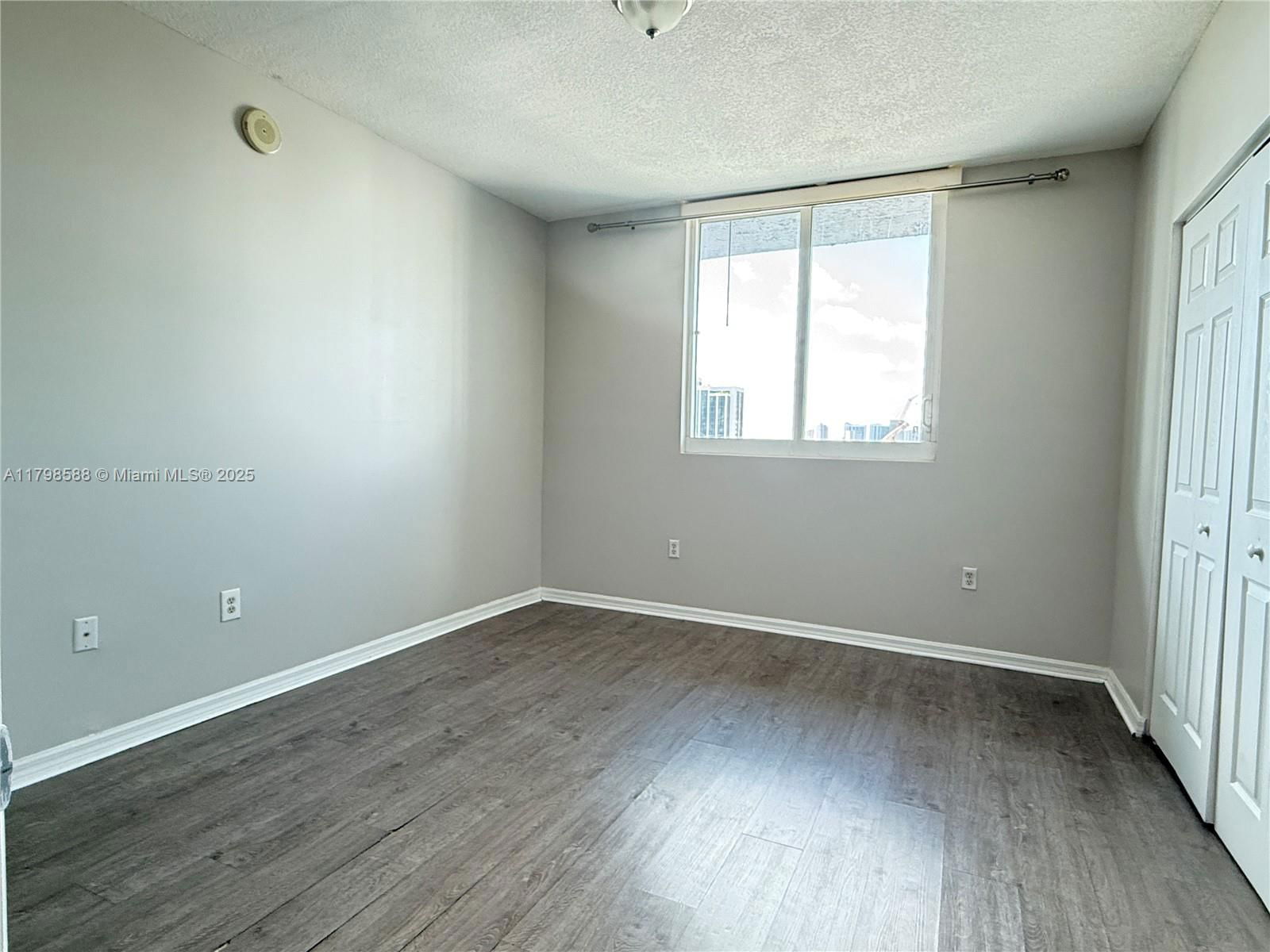 Real estate property located at 275 18th St #2104, Miami-dade, 1800 Biscayne Plaza Condo, Miami, FL