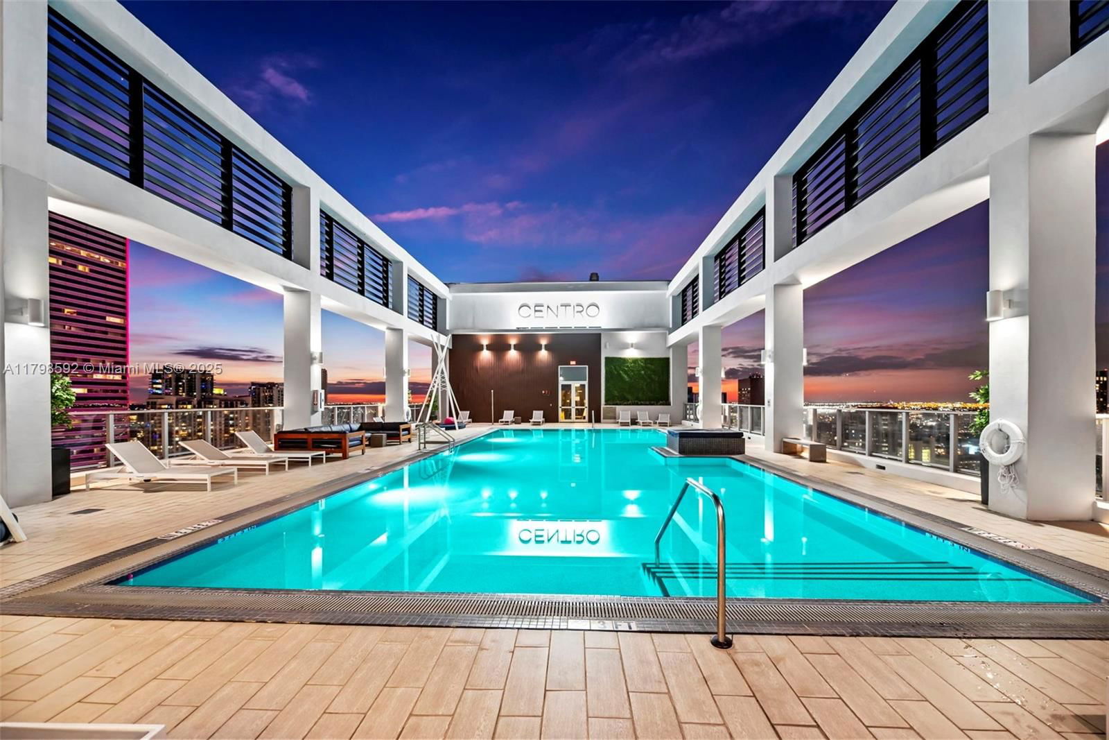 Real estate property located at 151 1st St #1610, Miami-dade, Centro Condo, Miami, FL