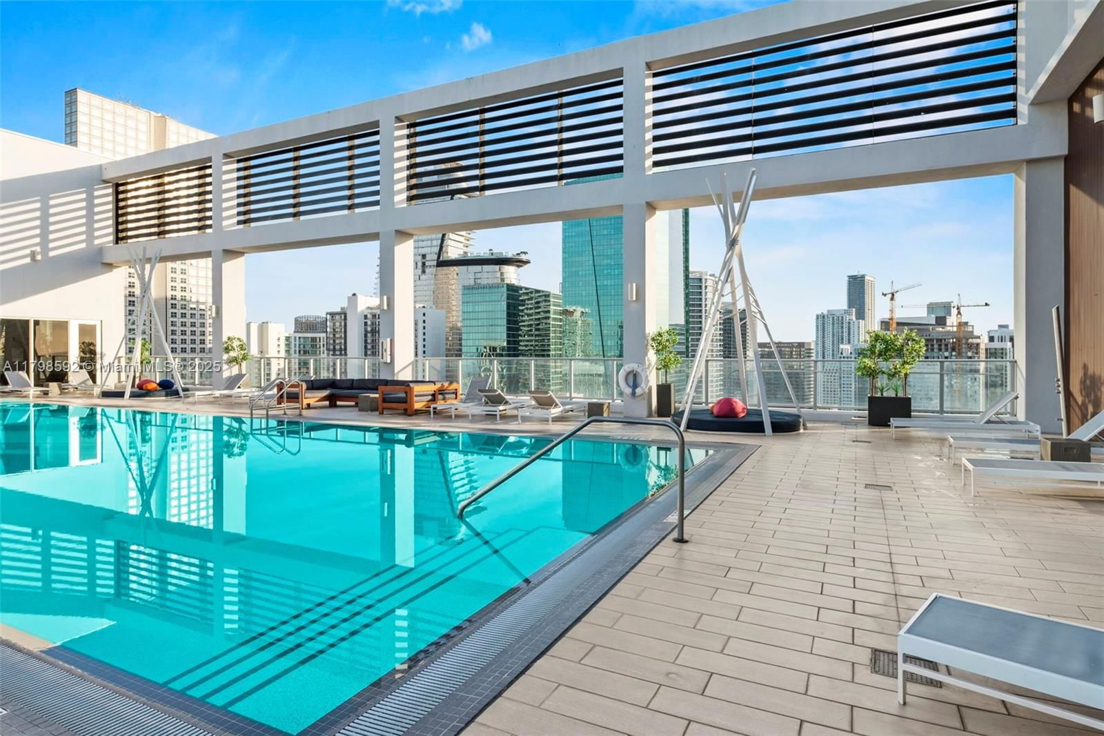Real estate property located at 151 1st St #1610, Miami-dade, Centro Condo, Miami, FL