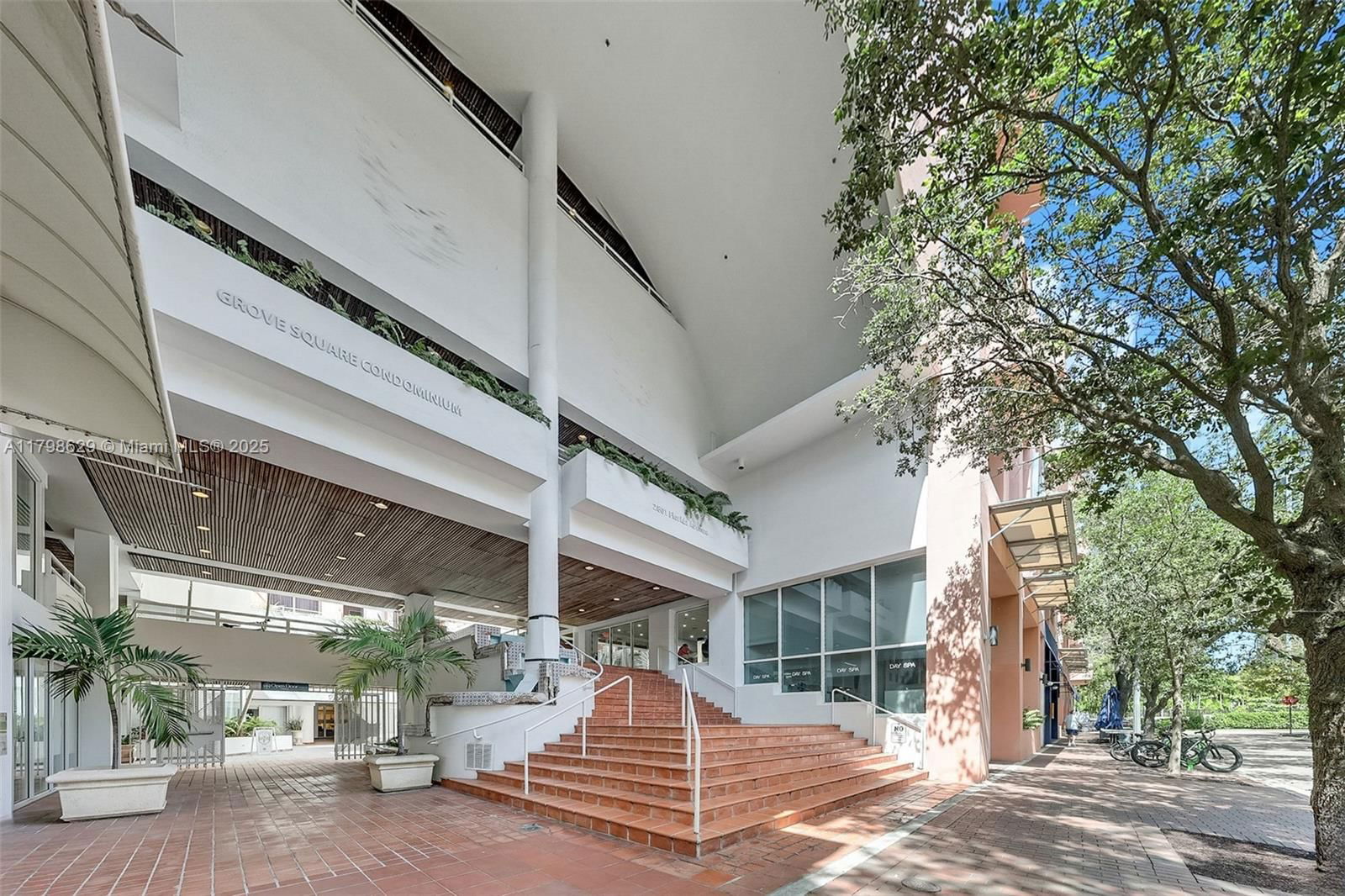 Real estate property located at 2801 Florida Ave #415, Miami-dade, Grove Square Condo, Miami, FL