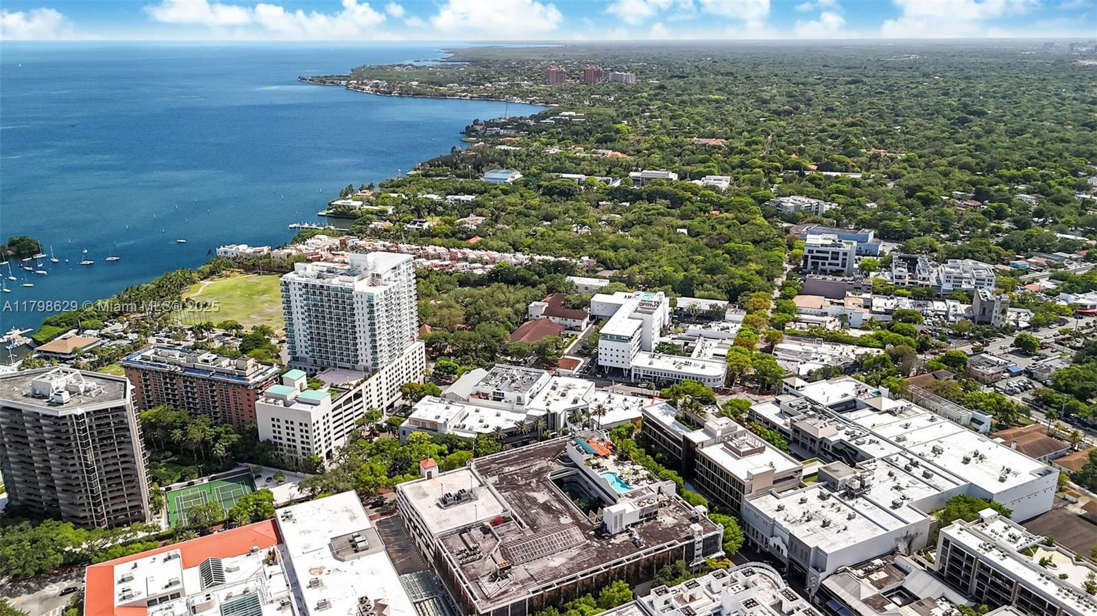 Real estate property located at 2801 Florida Ave #415, Miami-dade, Grove Square Condo, Miami, FL