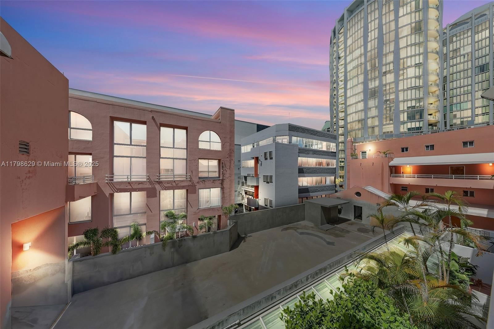 Real estate property located at 2801 Florida Ave #415, Miami-dade, Grove Square Condo, Miami, FL