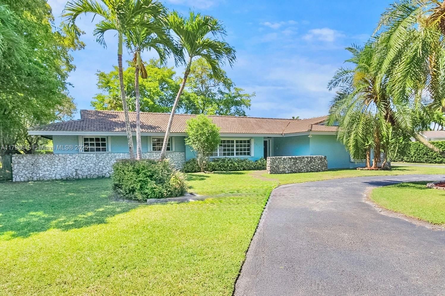 Real estate property located at 7700 168th Ter, Miami-dade, Old Cutler Oaks South, Palmetto Bay, FL