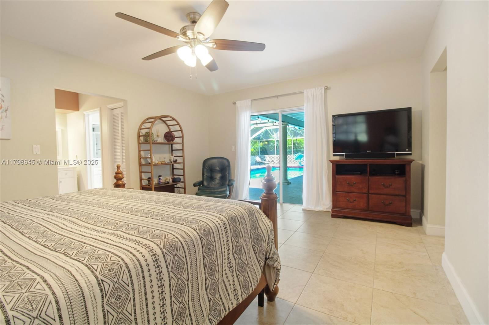 Real estate property located at 7700 168th Ter, Miami-dade, Old Cutler Oaks South, Palmetto Bay, FL