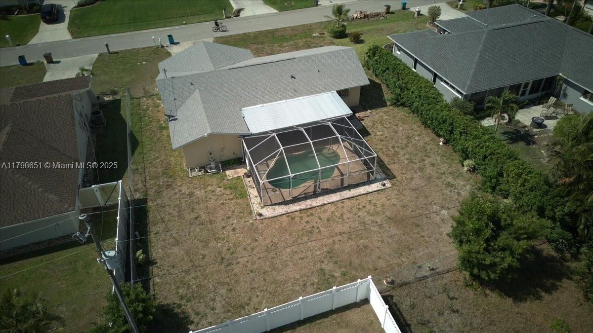 Real estate property located at 915 20th ST, Lee, City Of Cape Coral, Cape Coral, FL