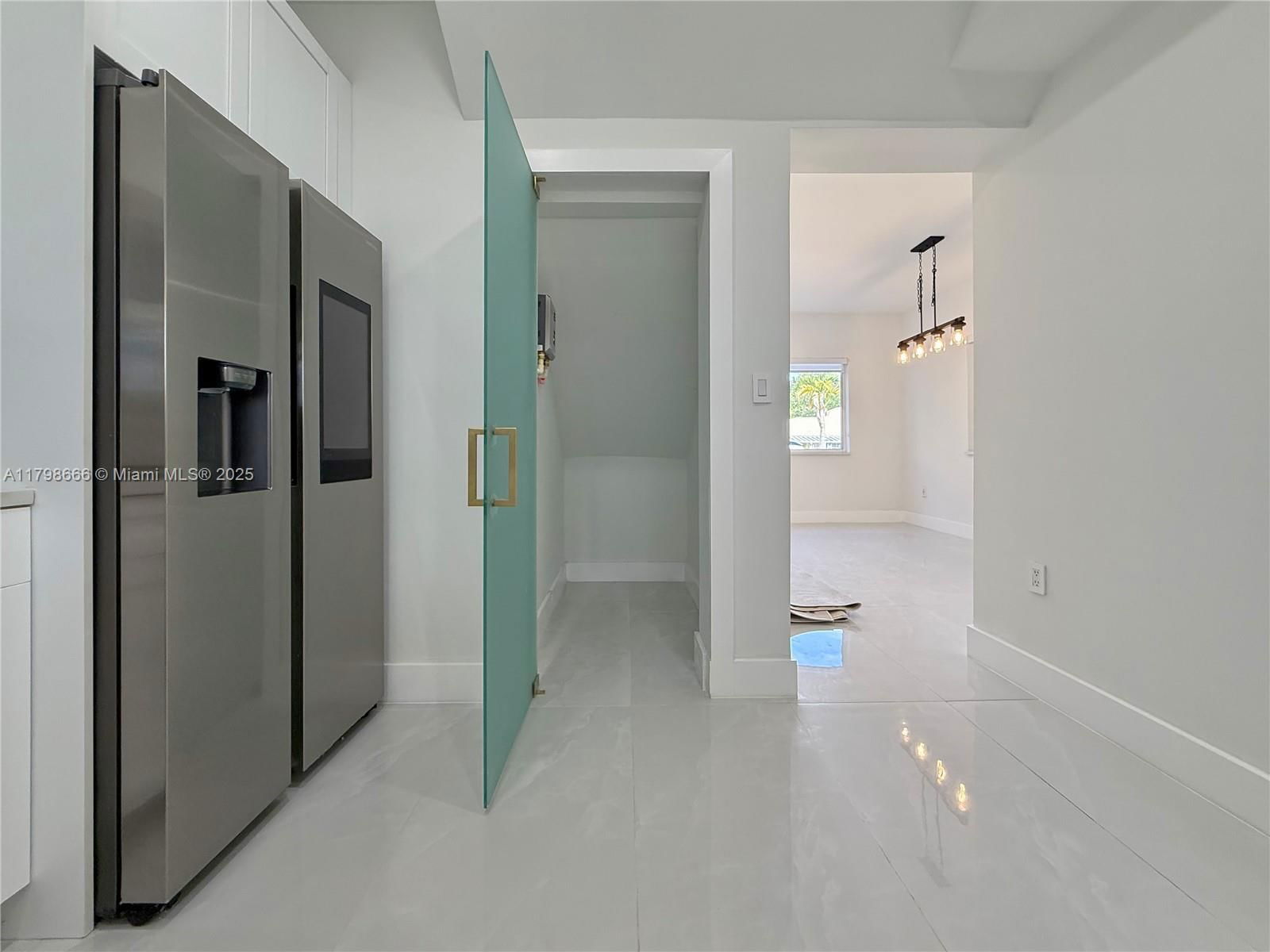 Real estate property located at 927 18th Ave, Miami-dade, Shenandoah, Miami, FL