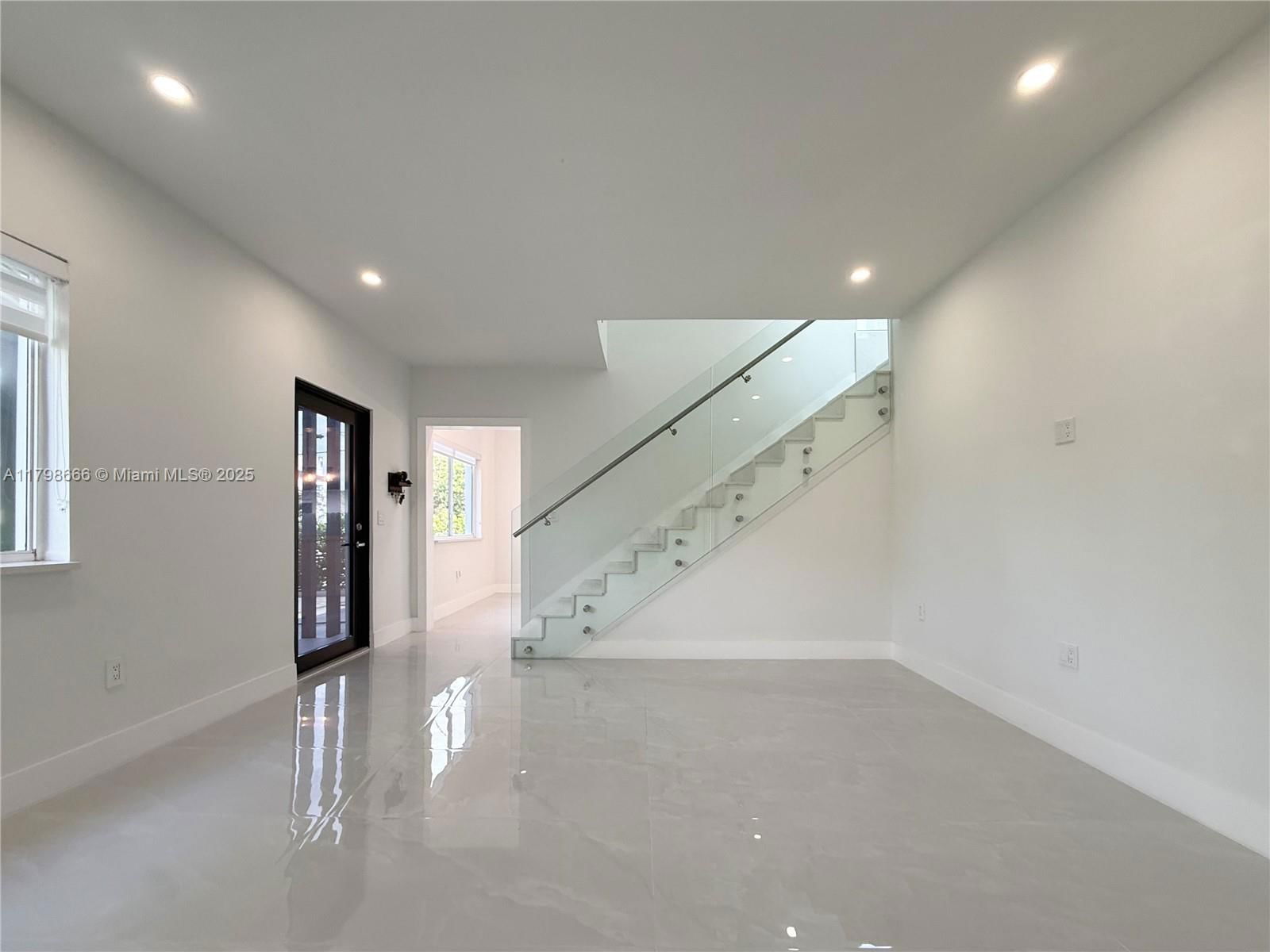 Real estate property located at 927 18th Ave, Miami-dade, Shenandoah, Miami, FL