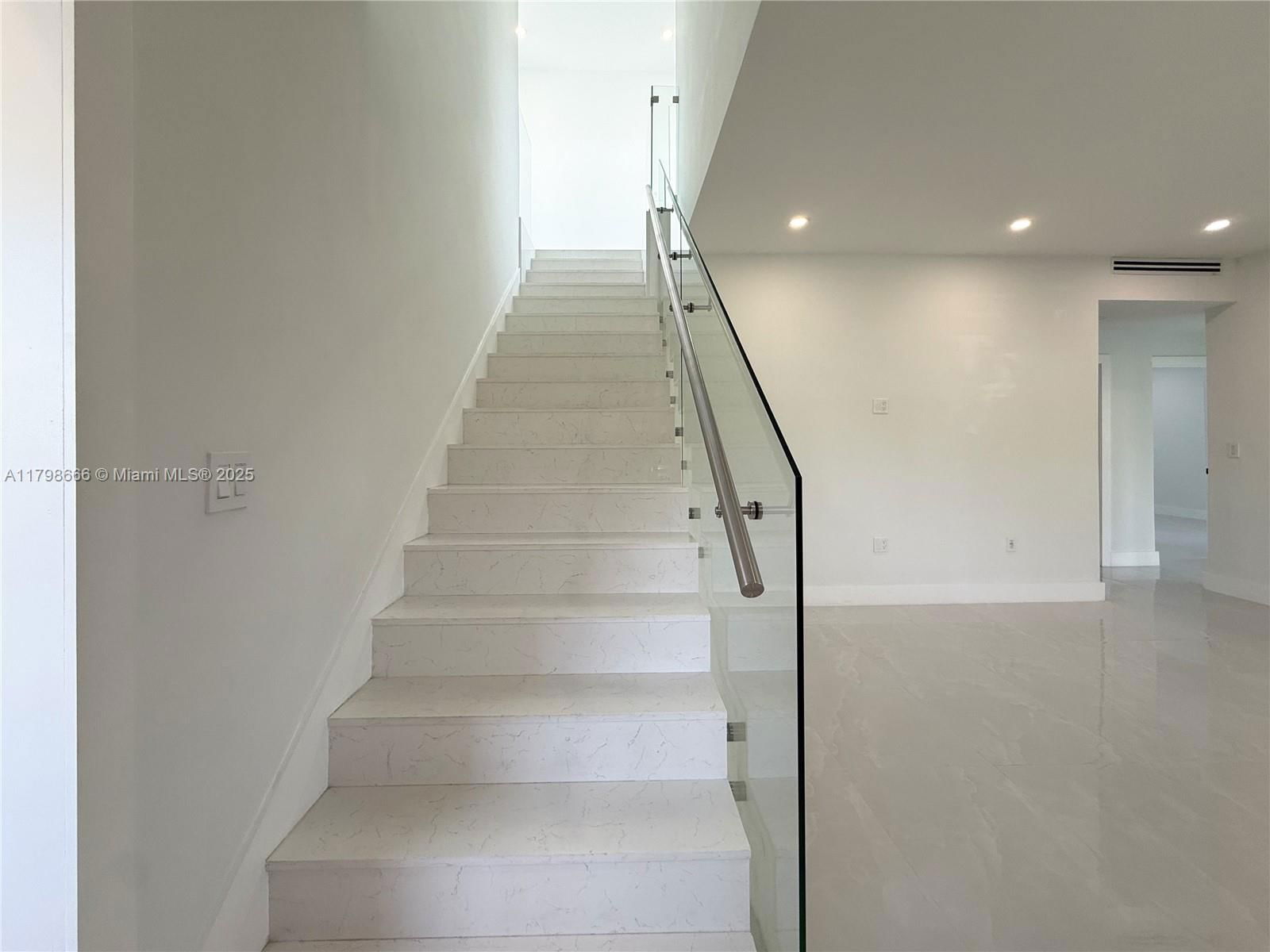 Real estate property located at 927 18th Ave, Miami-dade, Shenandoah, Miami, FL