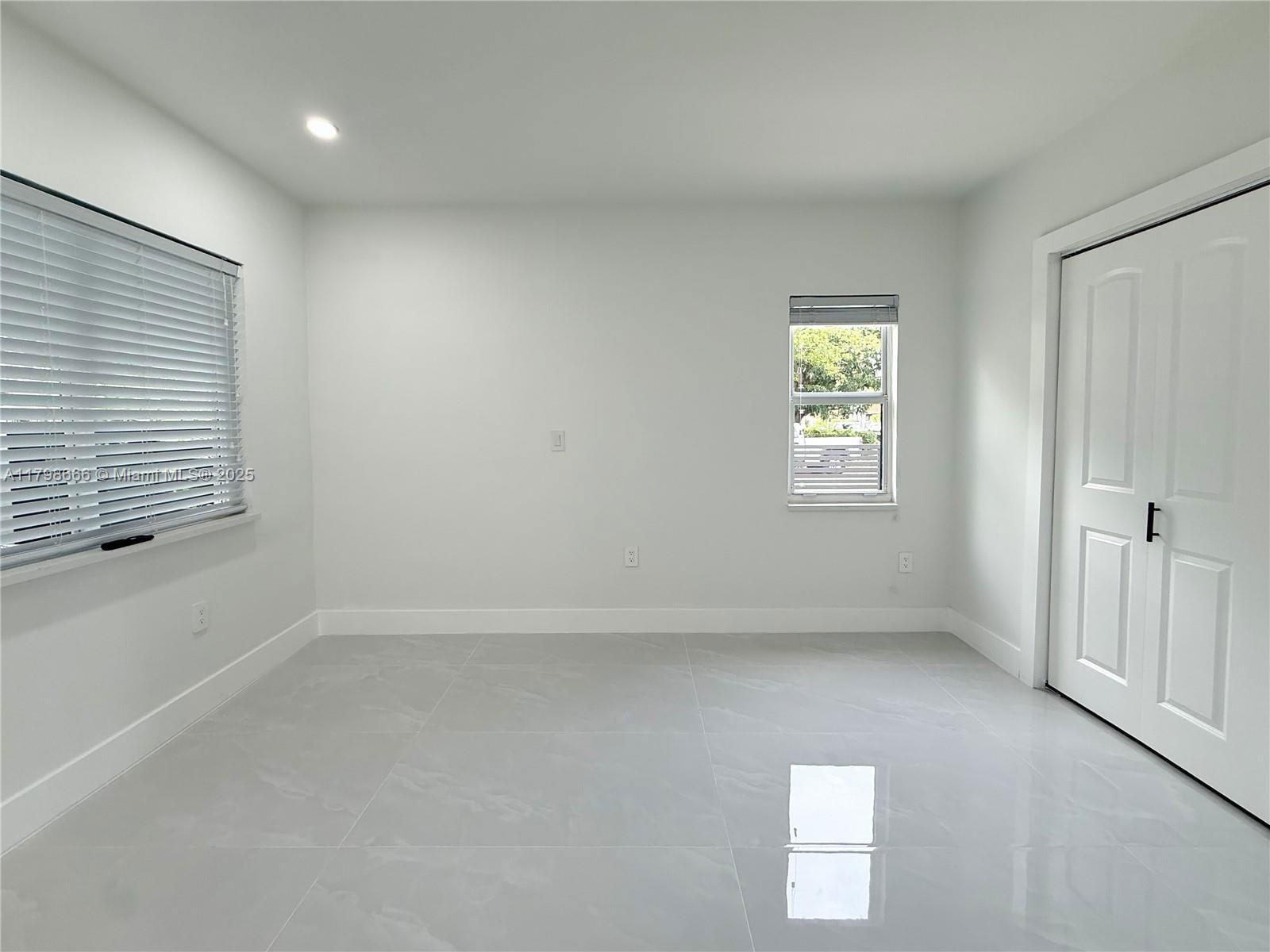 Real estate property located at 927 18th Ave, Miami-dade, Shenandoah, Miami, FL