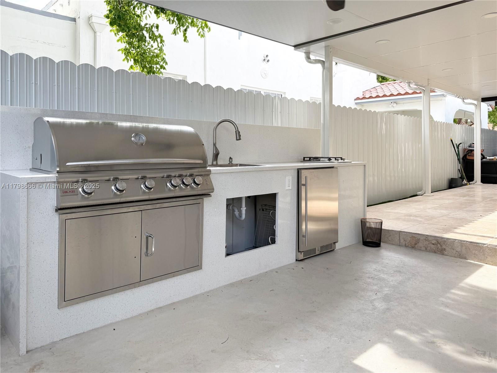 Real estate property located at 927 18th Ave, Miami-dade, Shenandoah, Miami, FL