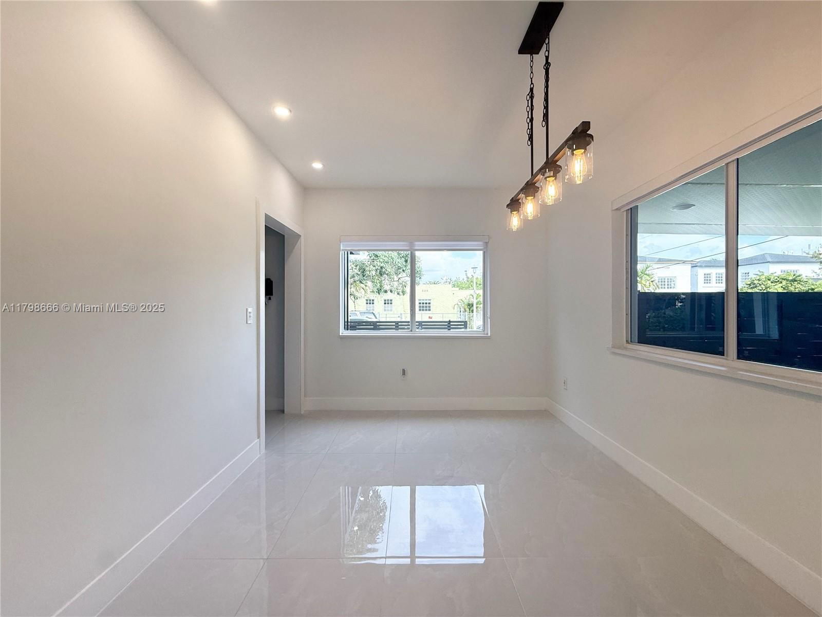 Real estate property located at 927 18th Ave, Miami-dade, Shenandoah, Miami, FL