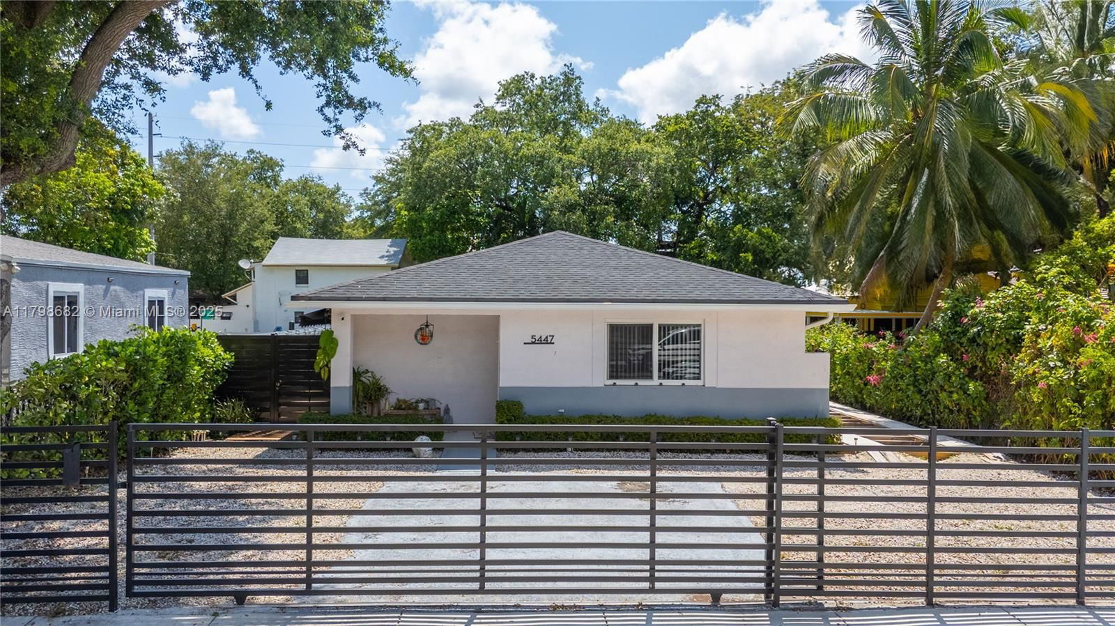 Real estate property located at 5447 4th Ave, Miami-dade, Buena Vista Gardens, Miami, FL
