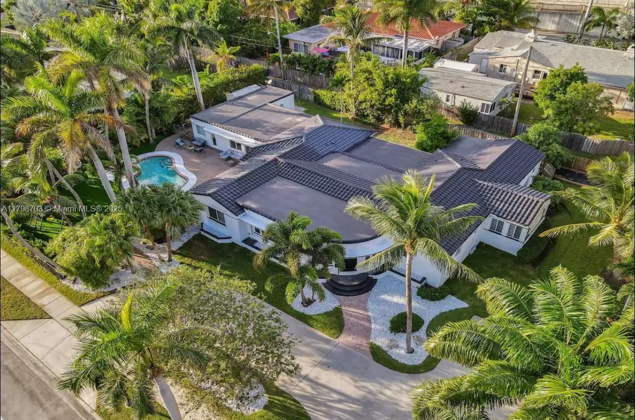 Real estate property located at 725 Harrison St, Broward, Hollywood Lakes Section, Hollywood, FL