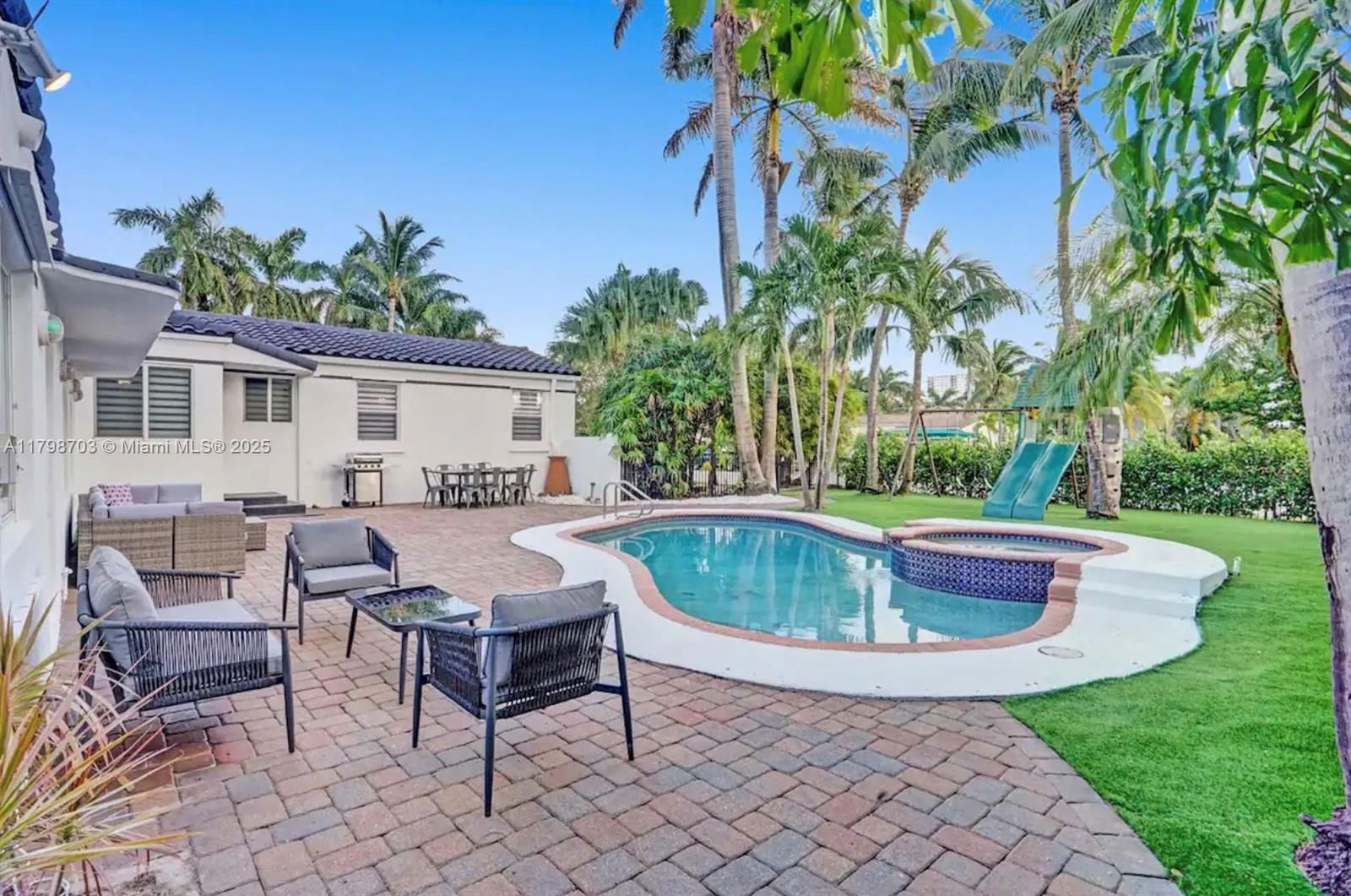 Real estate property located at 725 Harrison St, Broward, Hollywood Lakes Section, Hollywood, FL