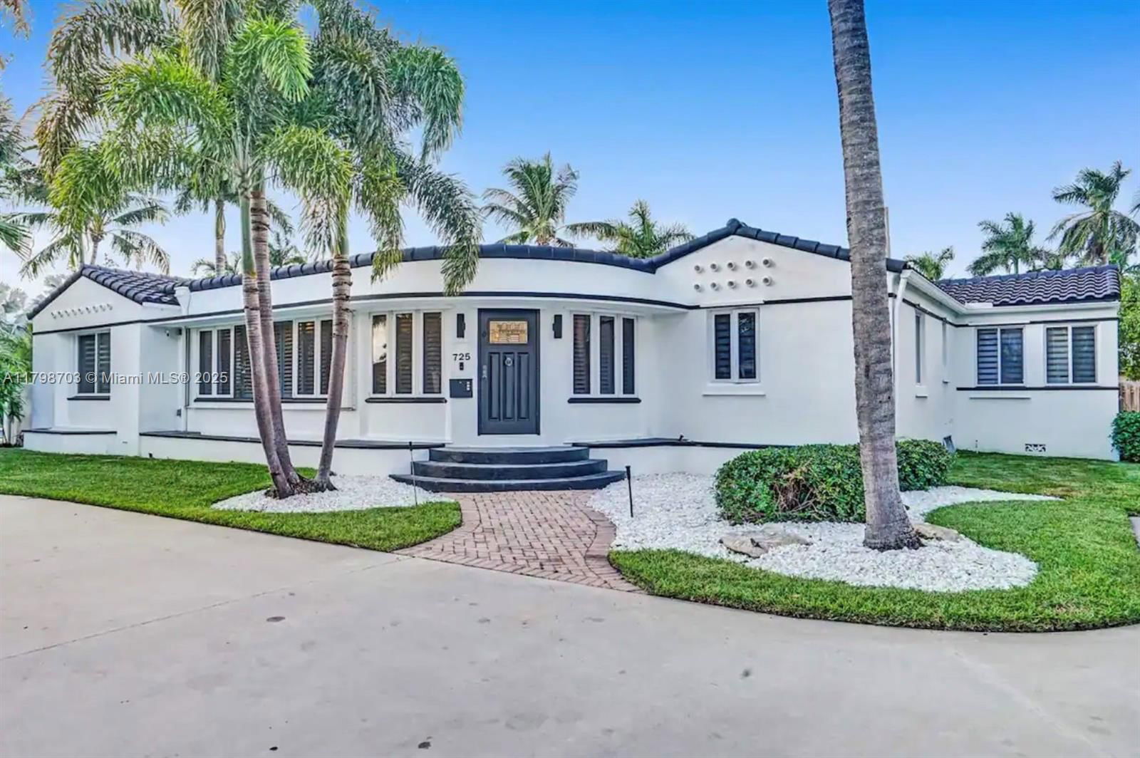 Real estate property located at 725 Harrison St, Broward, Hollywood Lakes Section, Hollywood, FL