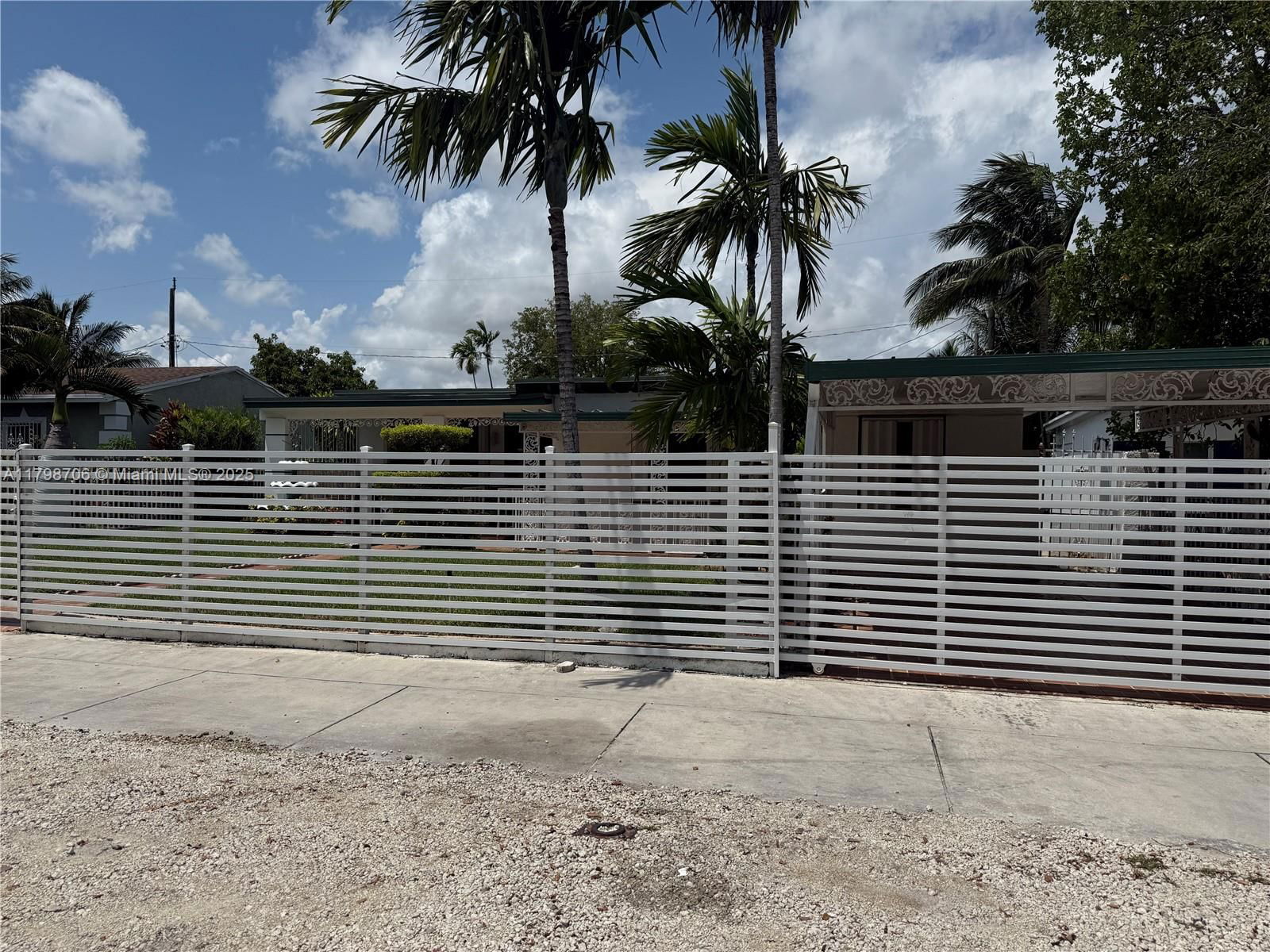 Real estate property located at 335 108th St, Miami-dade, West Miami Shores Sec D, Miami, FL