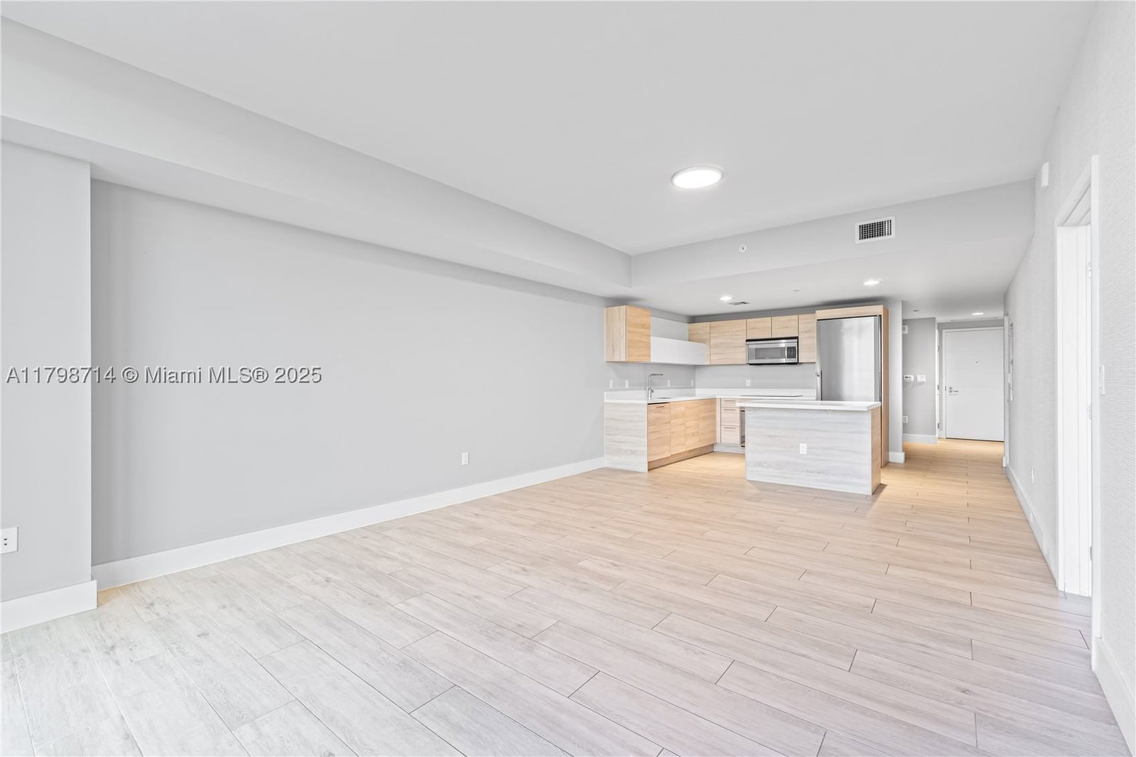 Real estate property located at 16385 Biscayne Blvd #404, Miami-dade, The Harbour North Condo, North Miami Beach, FL