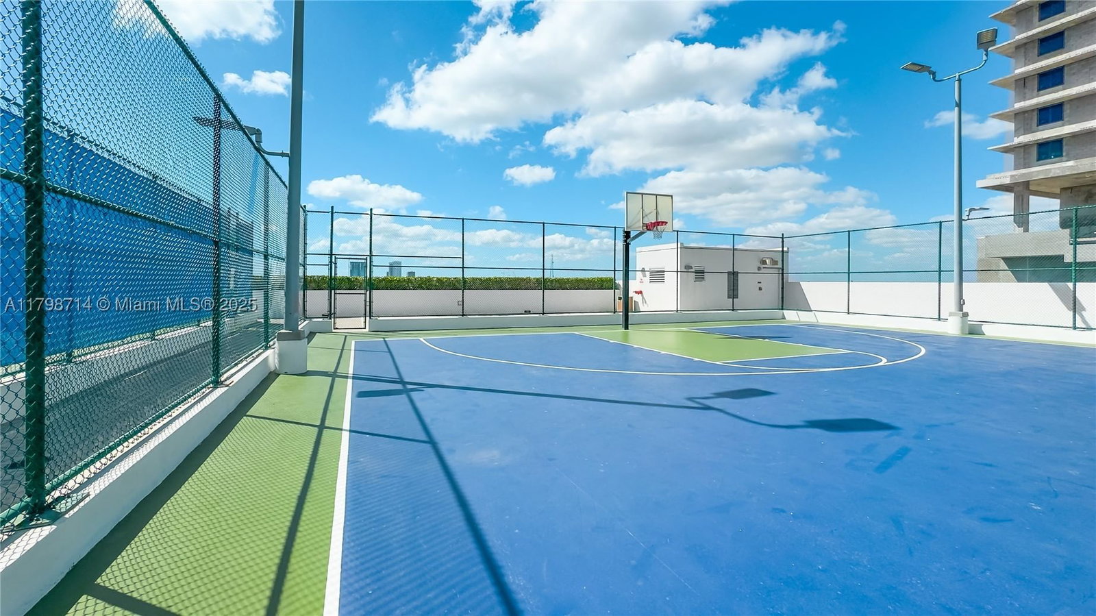 Real estate property located at 16385 Biscayne Blvd #404, Miami-dade, The Harbour North Condo, North Miami Beach, FL