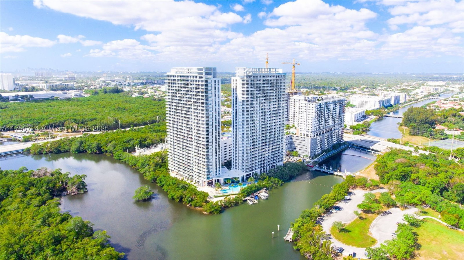 Real estate property located at 16385 Biscayne Blvd #404, Miami-dade, The Harbour North Condo, North Miami Beach, FL