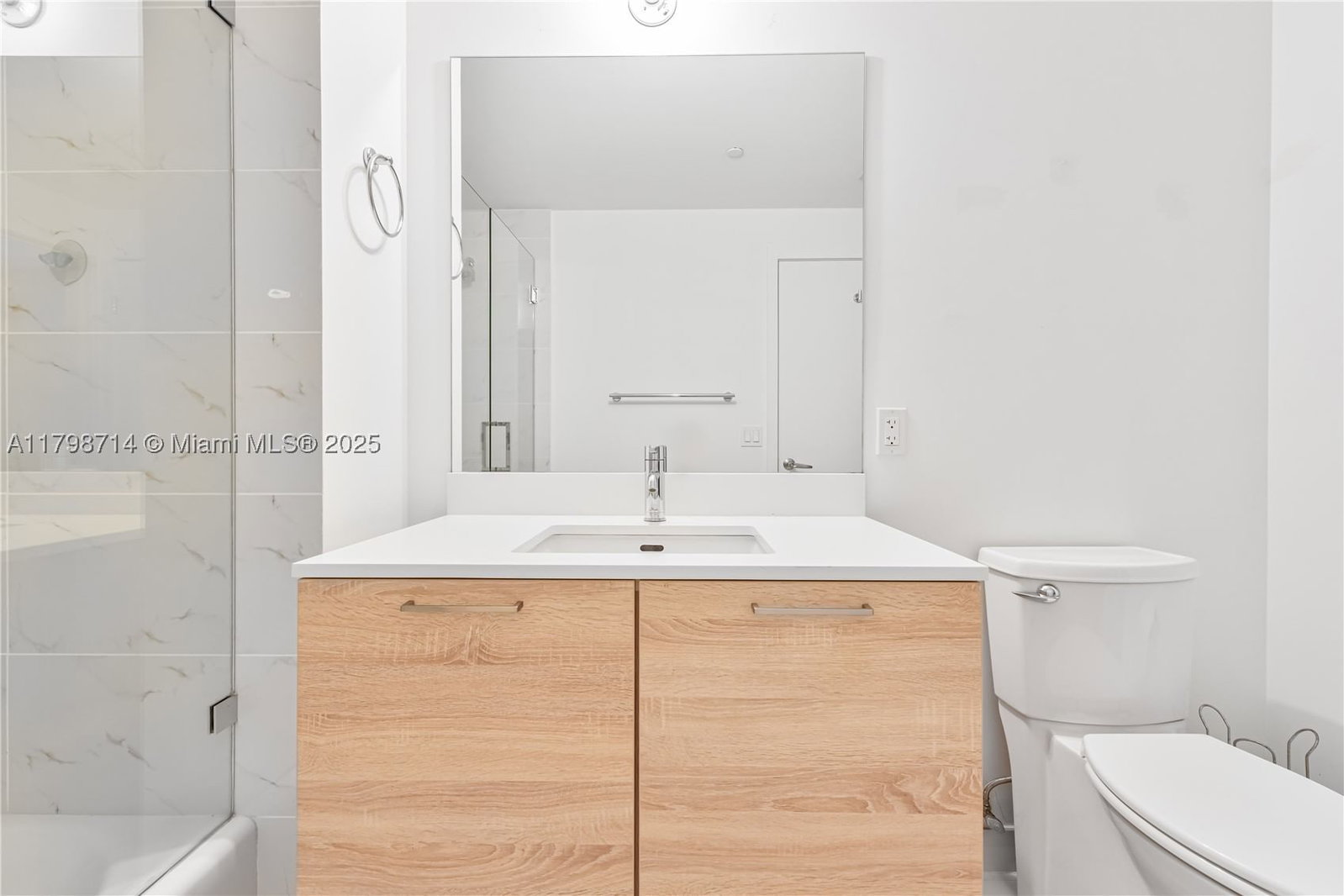 Real estate property located at 16385 Biscayne Blvd #404, Miami-dade, The Harbour North Condo, North Miami Beach, FL