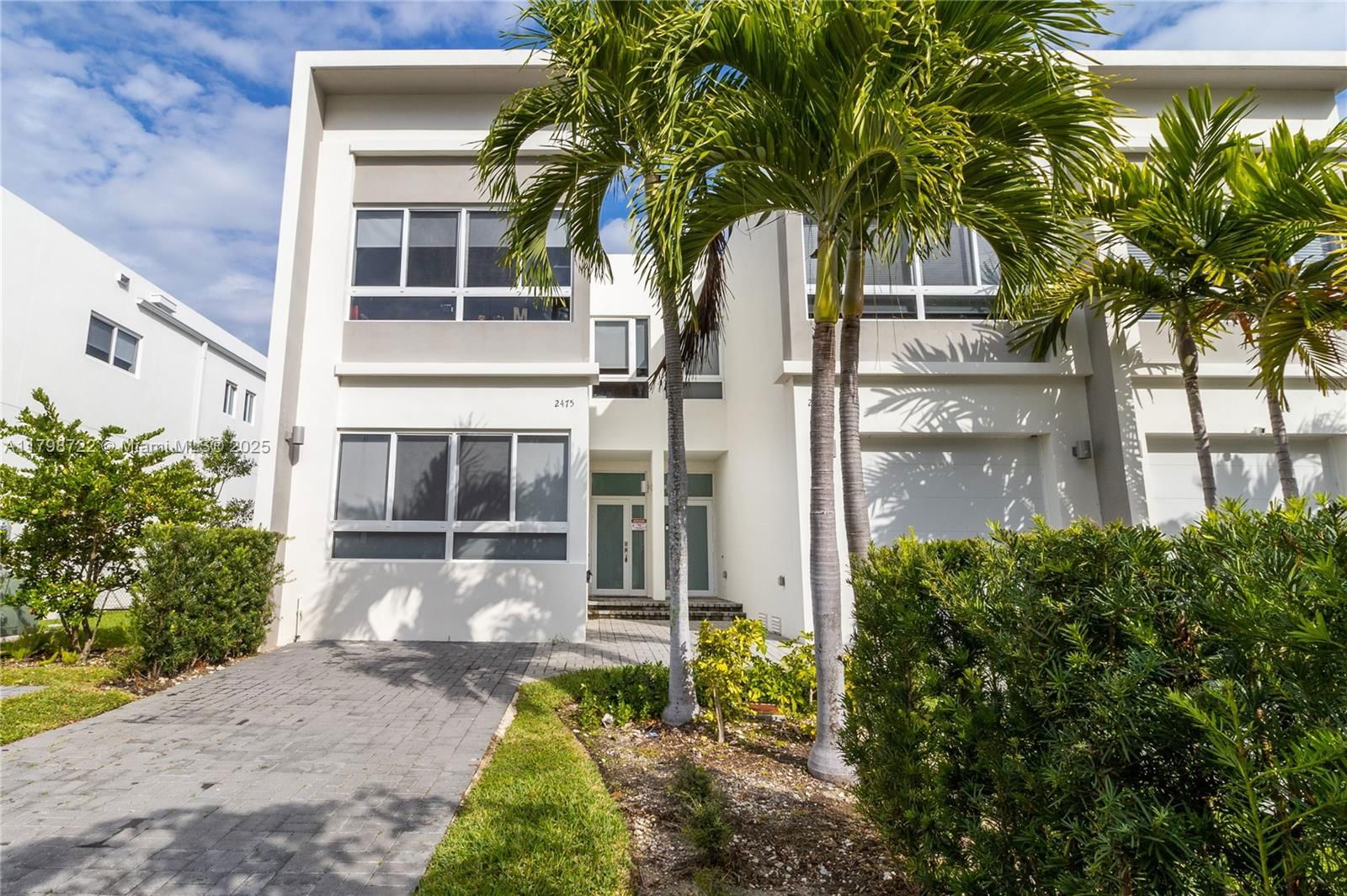 Real estate property located at 2475 135th St, Miami-dade, Parkview Villas Replat, North Miami, FL