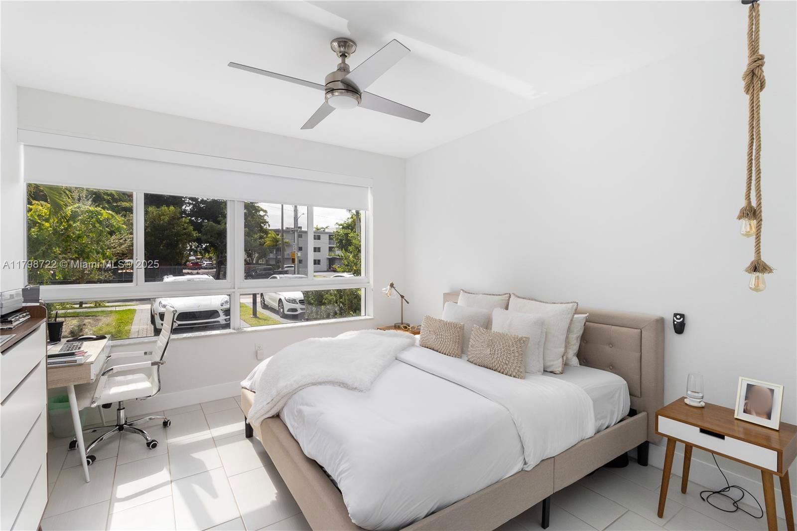 Real estate property located at 2475 135th St, Miami-dade, Parkview Villas Replat, North Miami, FL