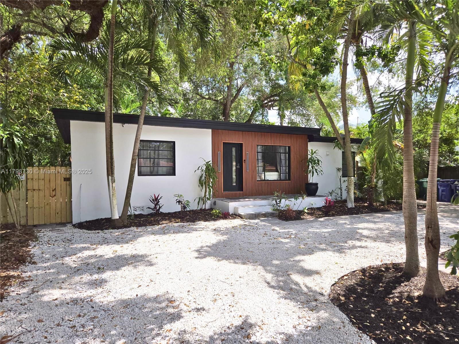 Real estate property located at 620 160th St, Miami-dade, Pleasant Village, Miami, FL