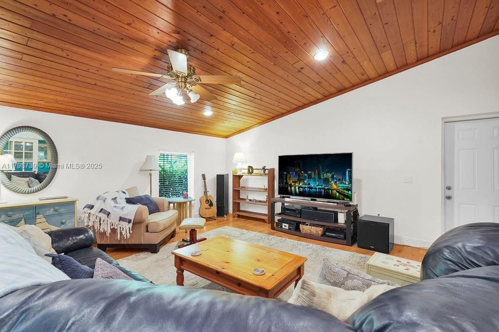 Real estate property located at 6551 126th St, Miami-dade, Hallmark Heights Estates, Pinecrest, FL