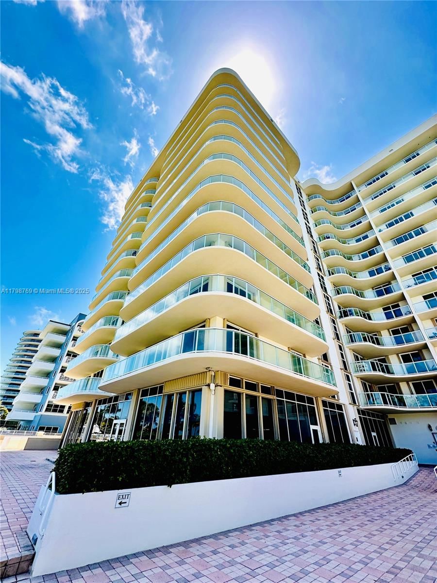 Real estate property located at 8855 Collins Ave #7H, Miami-dade, Champlain Towers East Con, Surfside, FL