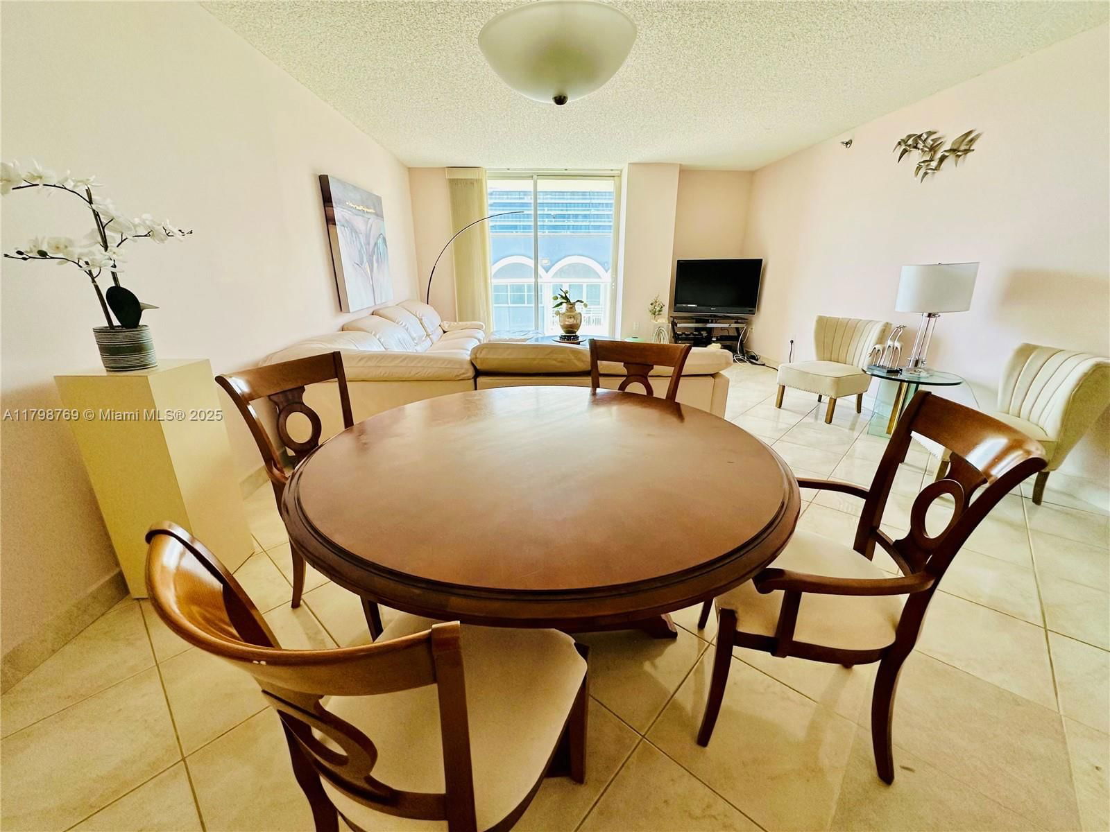 Real estate property located at 8855 Collins Ave #7H, Miami-dade, Champlain Towers East Con, Surfside, FL