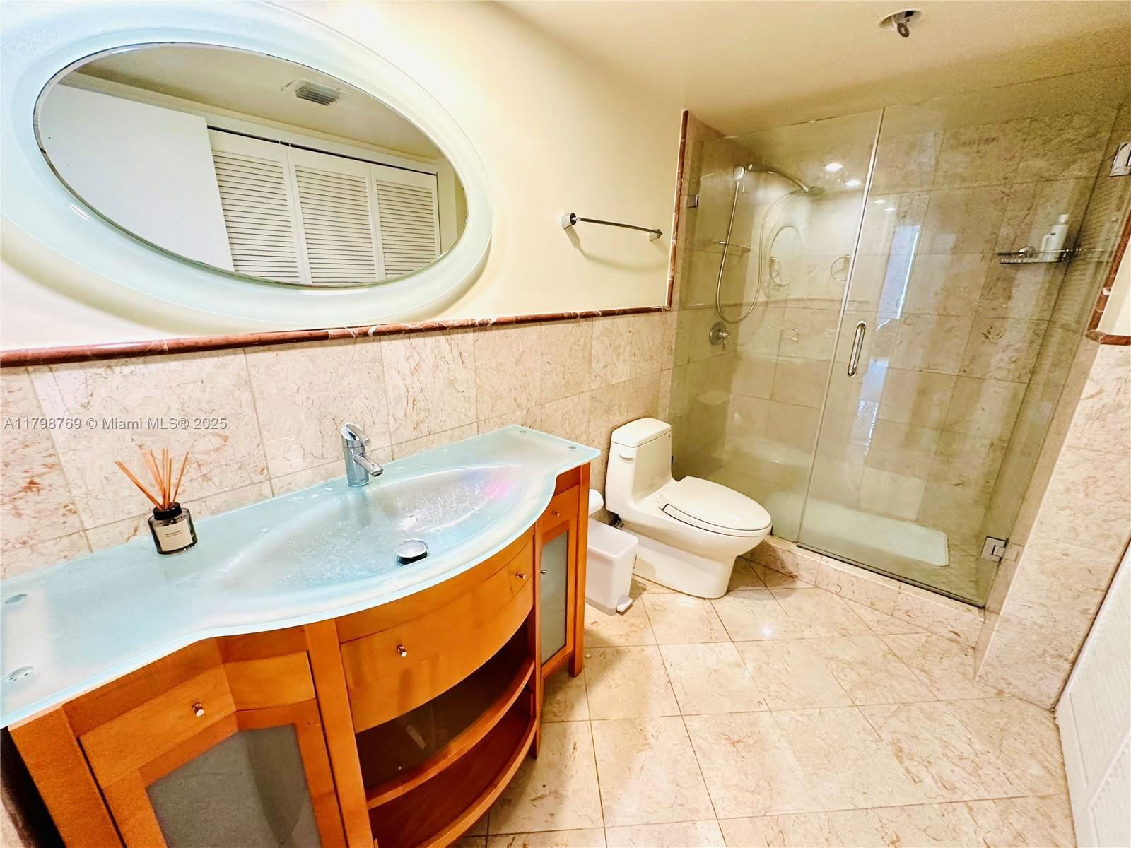 Real estate property located at 8855 Collins Ave #7H, Miami-dade, Champlain Towers East Con, Surfside, FL