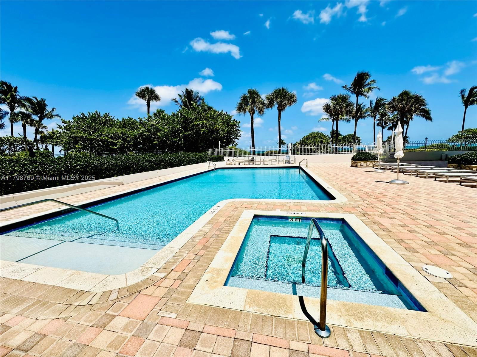 Real estate property located at 8855 Collins Ave #7H, Miami-dade, Champlain Towers East Con, Surfside, FL