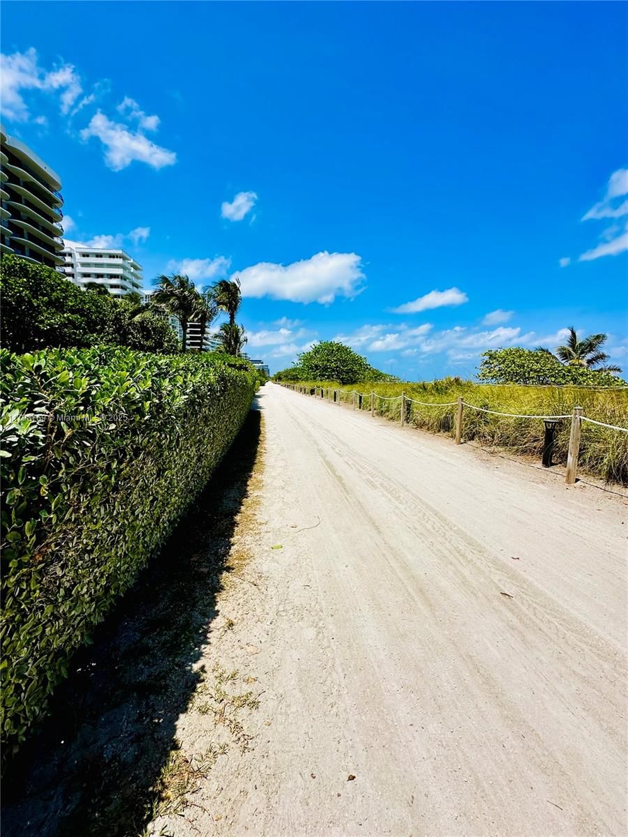 Real estate property located at 8855 Collins Ave #7H, Miami-dade, Champlain Towers East Con, Surfside, FL
