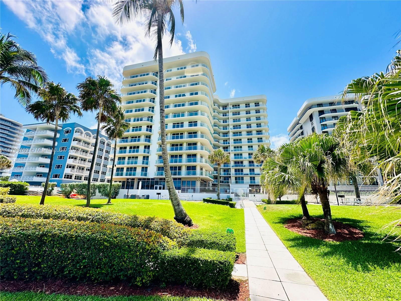 Real estate property located at 8855 Collins Ave #7H, Miami-dade, Champlain Towers East Con, Surfside, FL