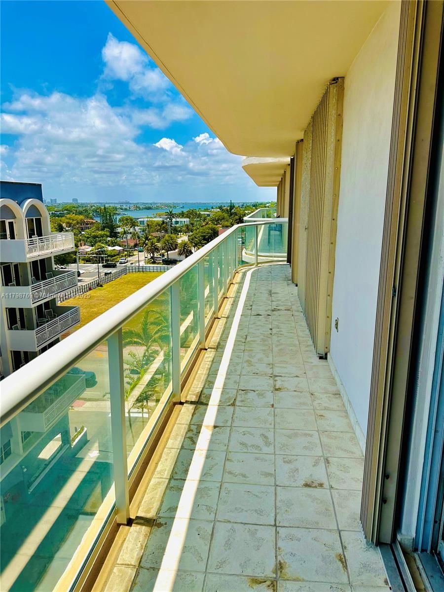 Real estate property located at 8855 Collins Ave #7H, Miami-dade, Champlain Towers East Con, Surfside, FL