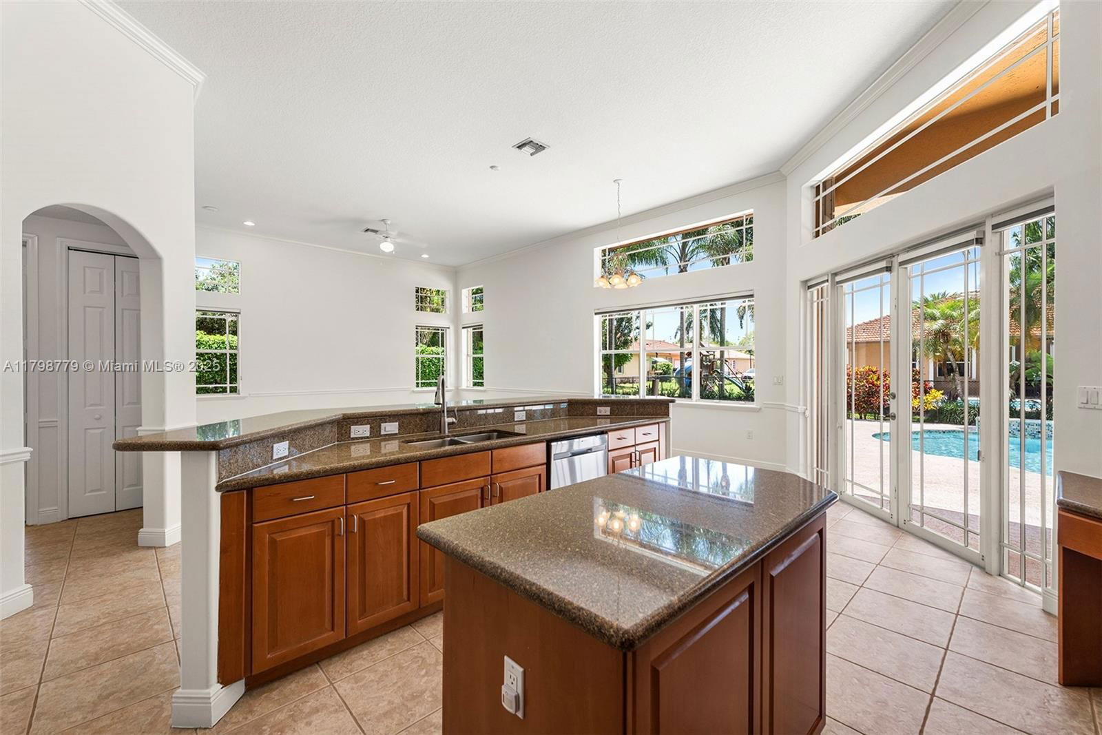 Real estate property located at 8268 172nd Terrace, Miami-dade, Groves At Old Cutler, Palmetto Bay, FL
