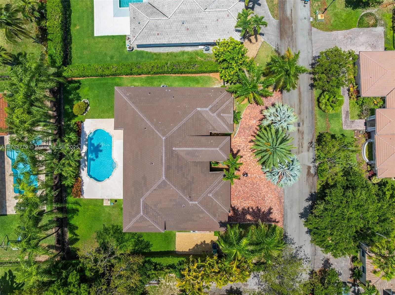 Real estate property located at 8268 172nd Terrace, Miami-dade, Groves At Old Cutler, Palmetto Bay, FL