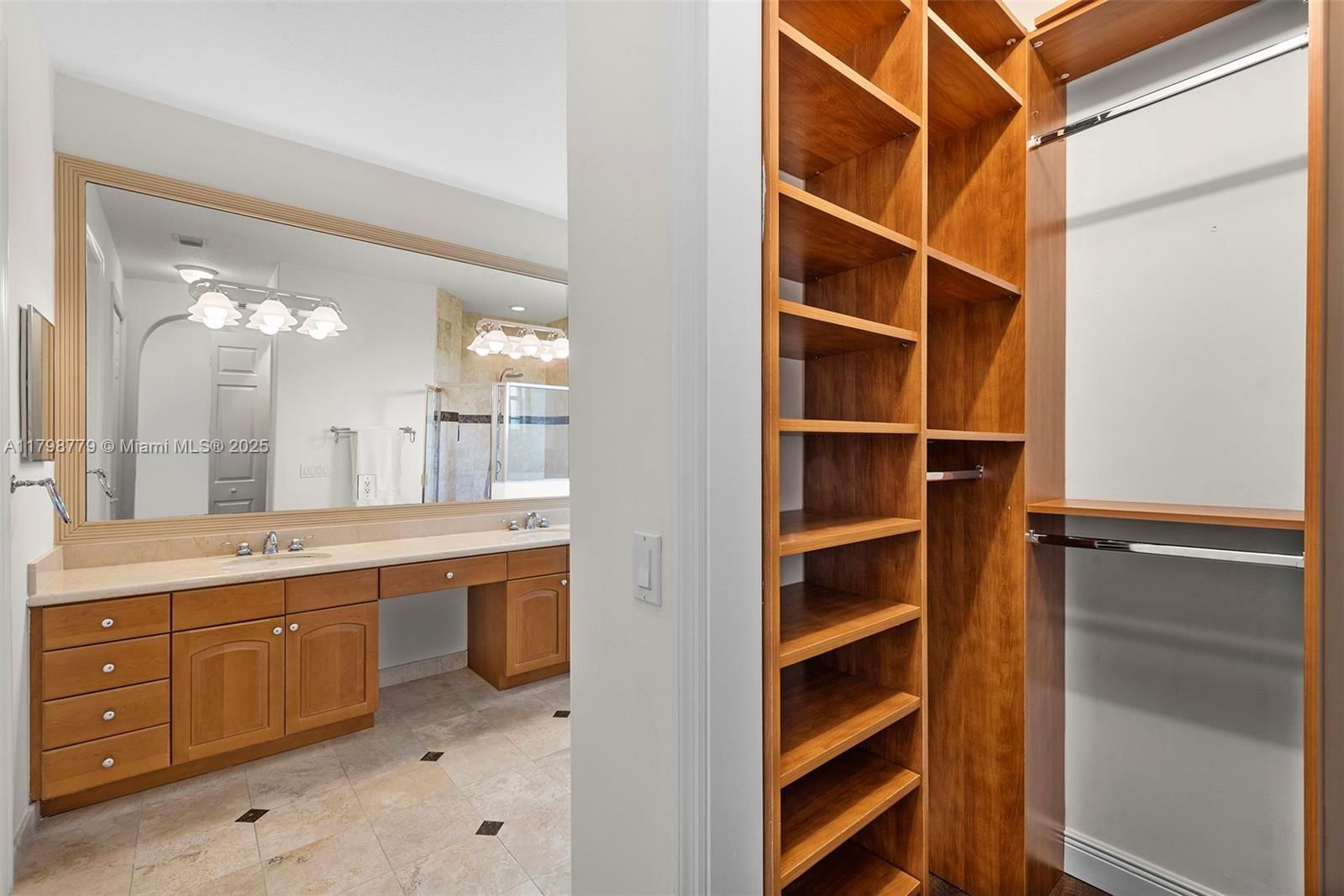 Real estate property located at 8268 172nd Terrace, Miami-dade, Groves At Old Cutler, Palmetto Bay, FL