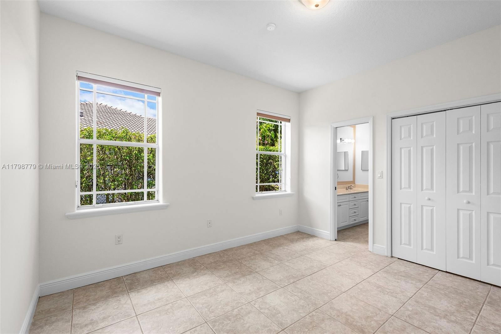 Real estate property located at 8268 172nd Terrace, Miami-dade, Groves At Old Cutler, Palmetto Bay, FL