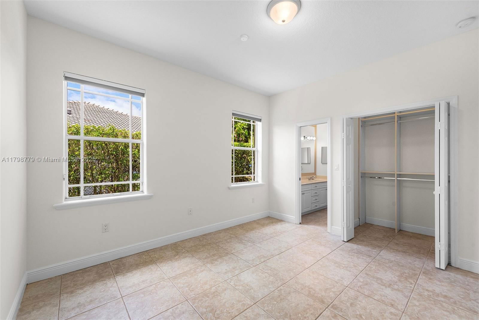 Real estate property located at 8268 172nd Terrace, Miami-dade, Groves At Old Cutler, Palmetto Bay, FL