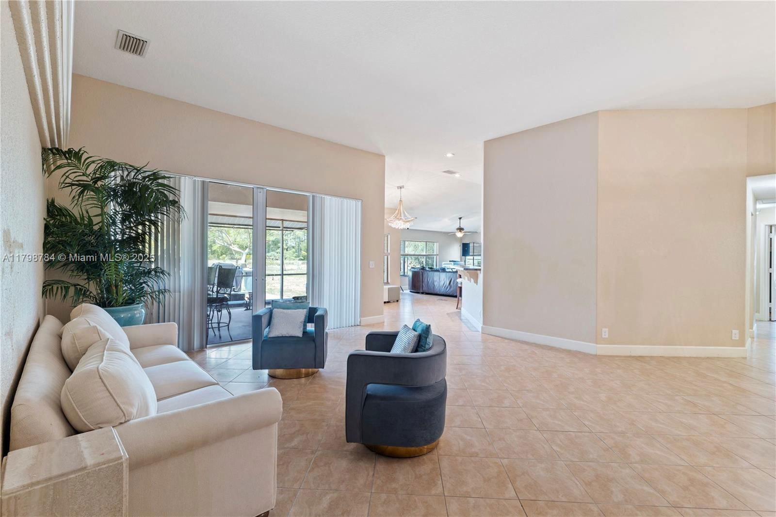 Real estate property located at 5514 West Lundy Cir, St Lucie, Port St Lucie Section 47, Port St. Lucie, FL