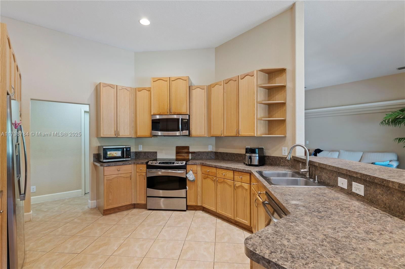 Real estate property located at 5514 West Lundy Cir, St Lucie, Port St Lucie Section 47, Port St. Lucie, FL