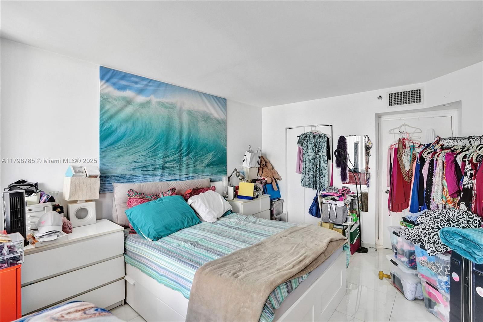 Real estate property located at 7330 Ocean Ter #8-C, Miami-dade, St Tropez Ocean Condo, Miami Beach, FL