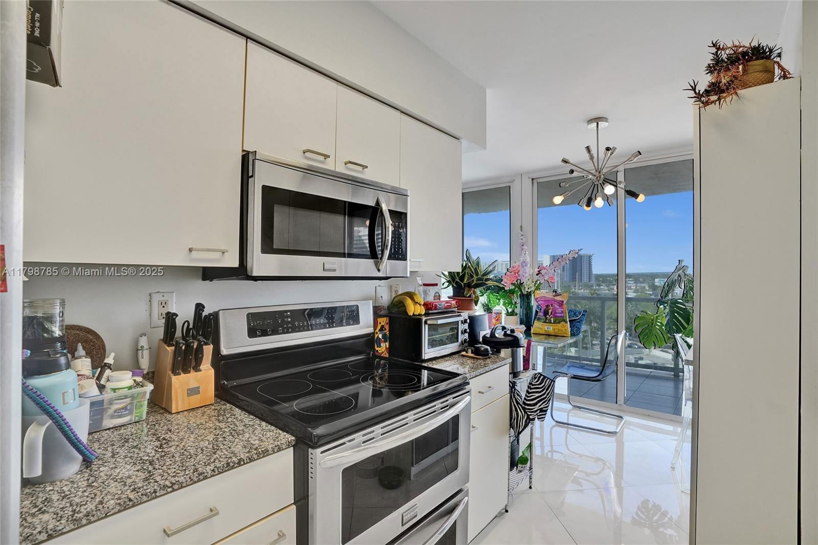 Real estate property located at 7330 Ocean Ter #8-C, Miami-dade, St Tropez Ocean Condo, Miami Beach, FL