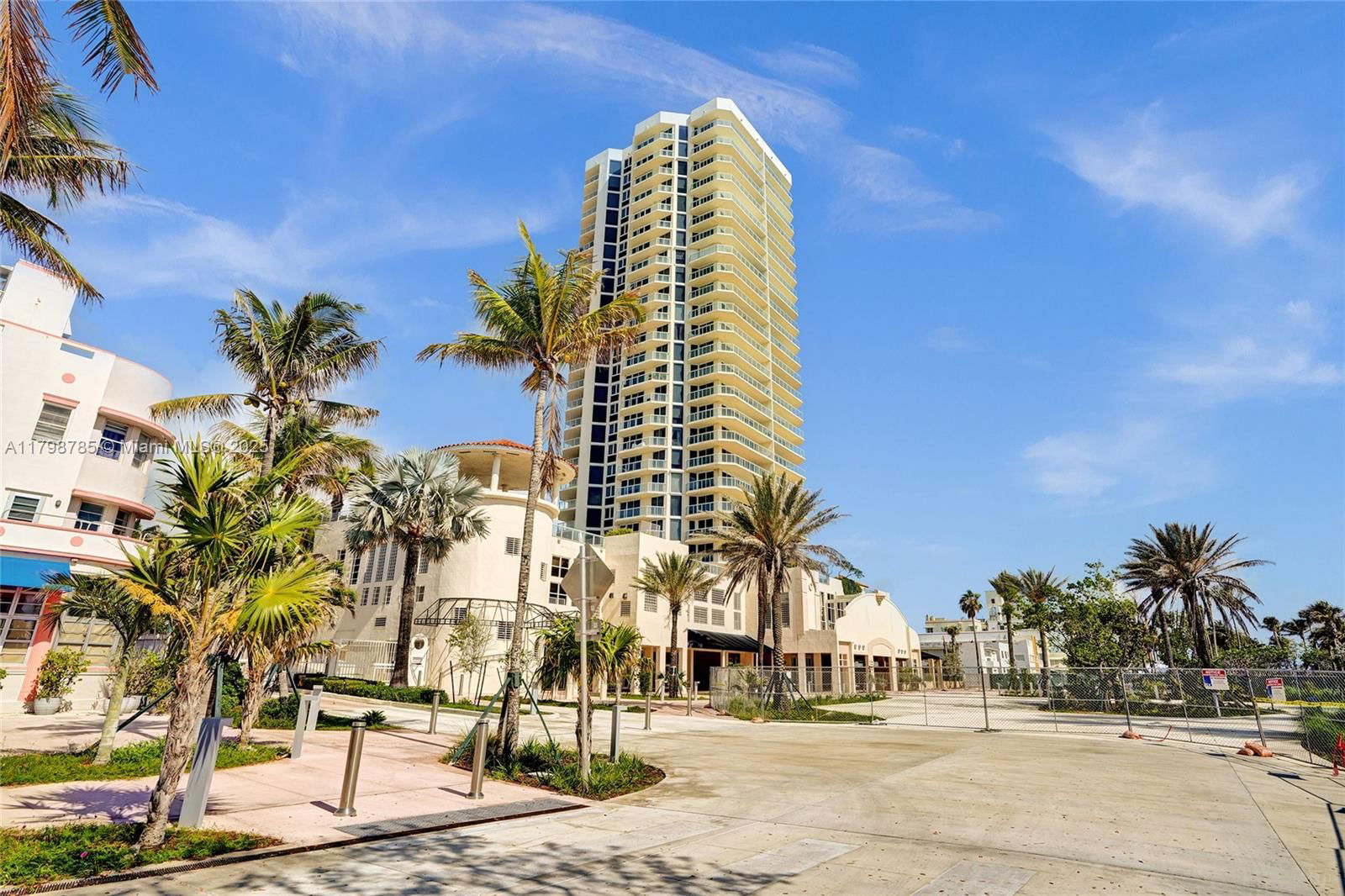 Real estate property located at 7330 Ocean Ter #8-C, Miami-dade, St Tropez Ocean Condo, Miami Beach, FL