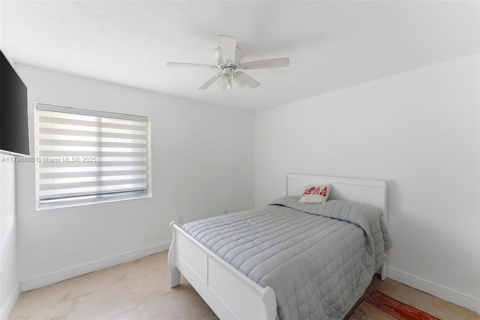 Real estate property located at 12329 202nd Ter, Miami-dade, Oak Park Sec 6, Miami, FL