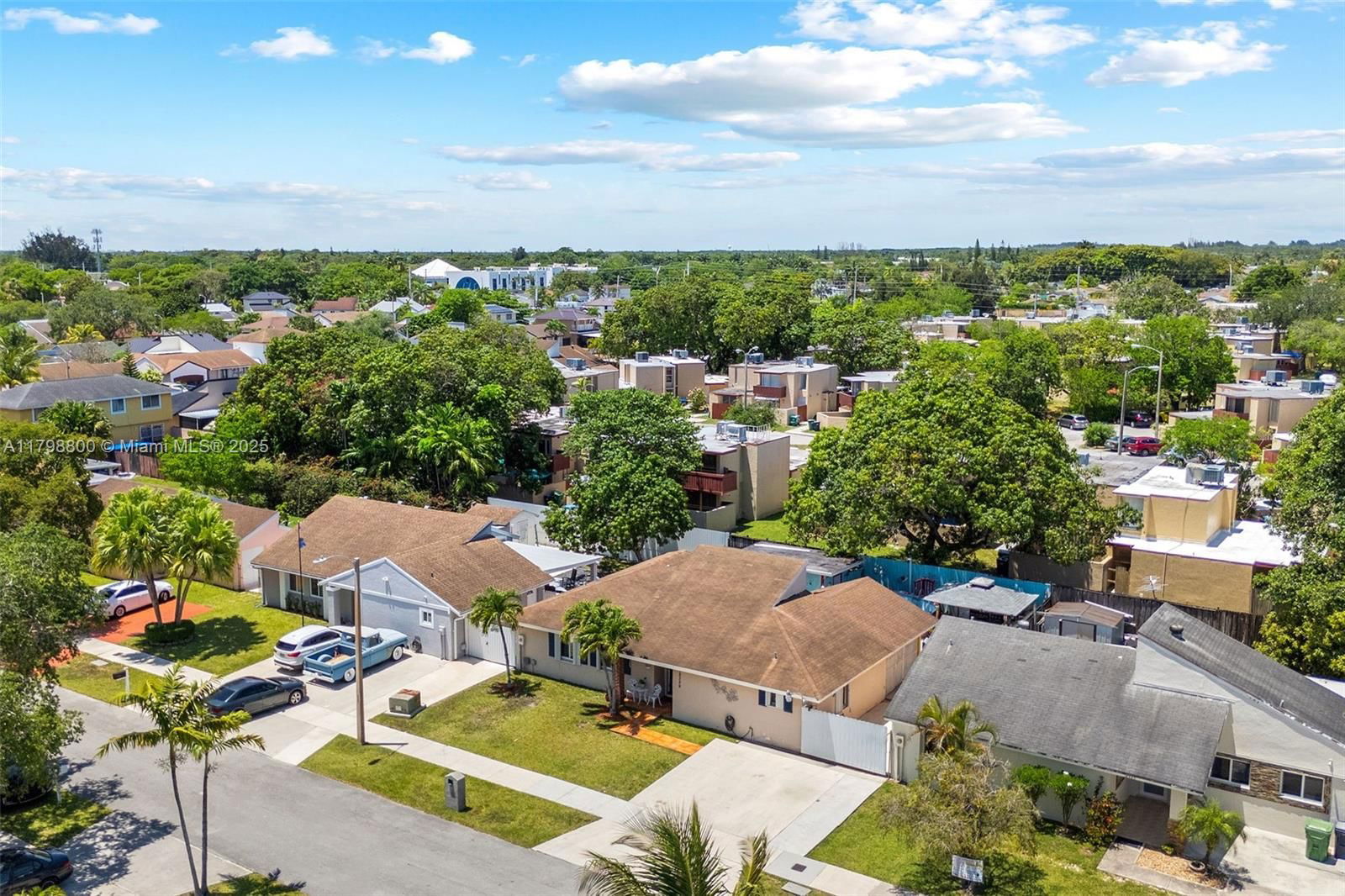 Real estate property located at 12329 202nd Ter, Miami-dade, Oak Park Sec 6, Miami, FL