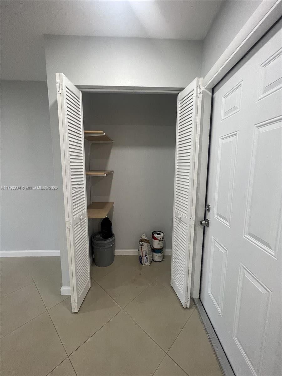 Real estate property located at 7368 82nd St E215, Miami-dade, Village At Dadeland Condo, Miami, FL