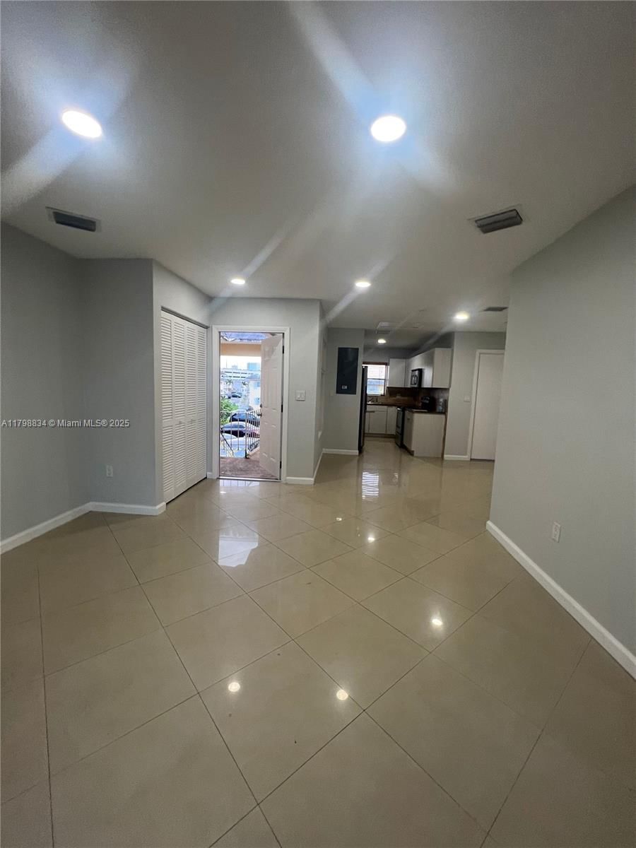 Real estate property located at 7368 82nd St E215, Miami-dade, Village At Dadeland Condo, Miami, FL