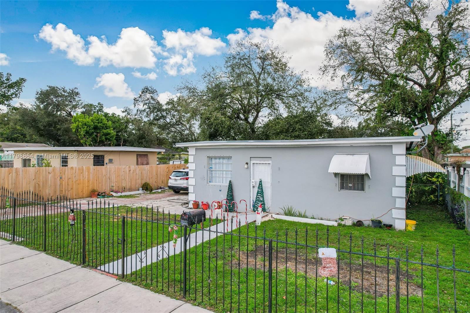 Real estate property located at 2021 84th St, Miami-dade, Pl Of North Haven, Miami, FL